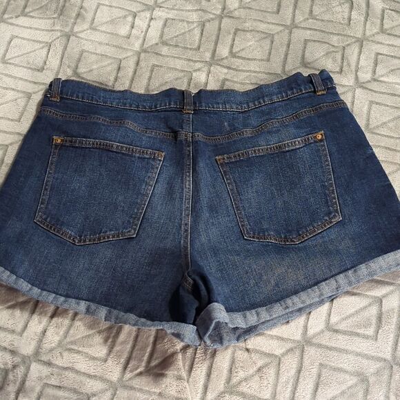 No Boundaries Jean Shorts Juniors Size 21 High Rise Blue Stretch Denim Cuffed - Picture 2 of 7